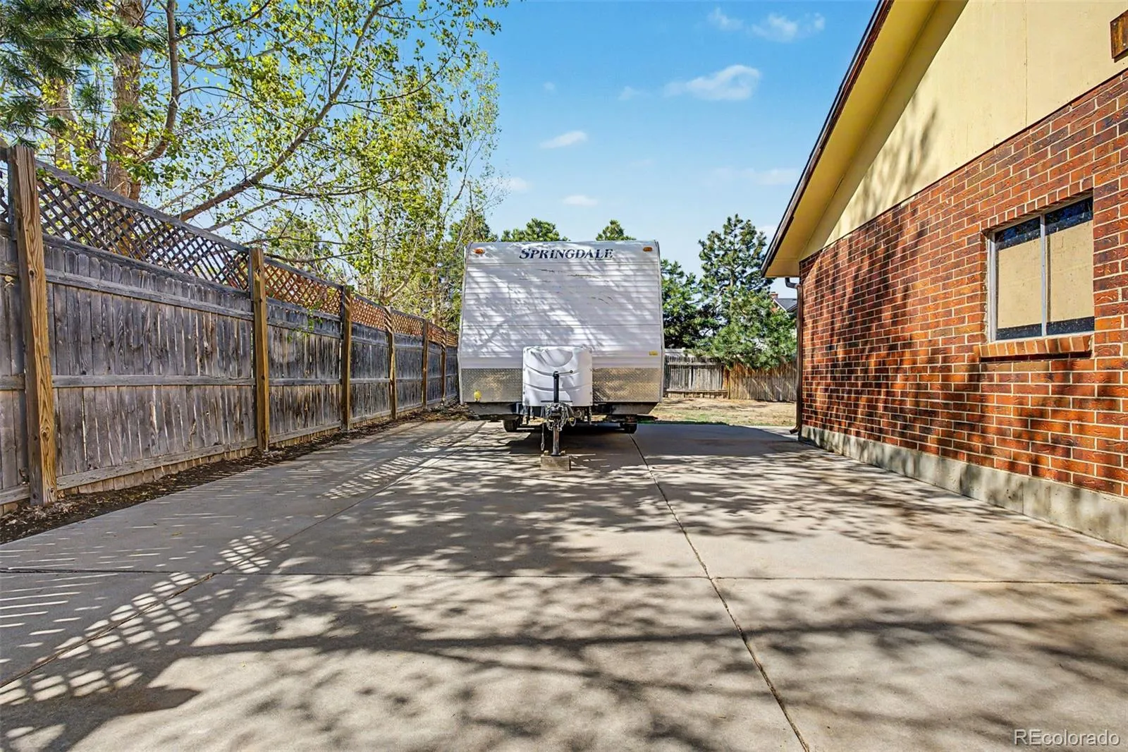 5009 Uvalda Street Denver CO 80239 MLS #REC9884140 04232026133915 1600 24