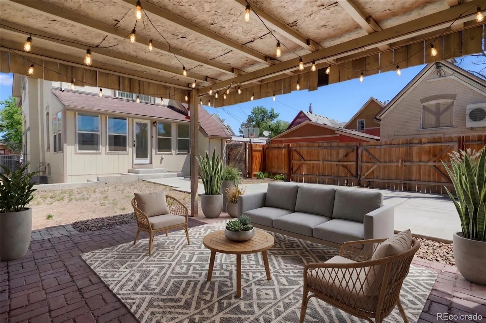 228 W 1st W Avenue Denver CO 80223 MLS #REC9885569 05182026225923 1600 32