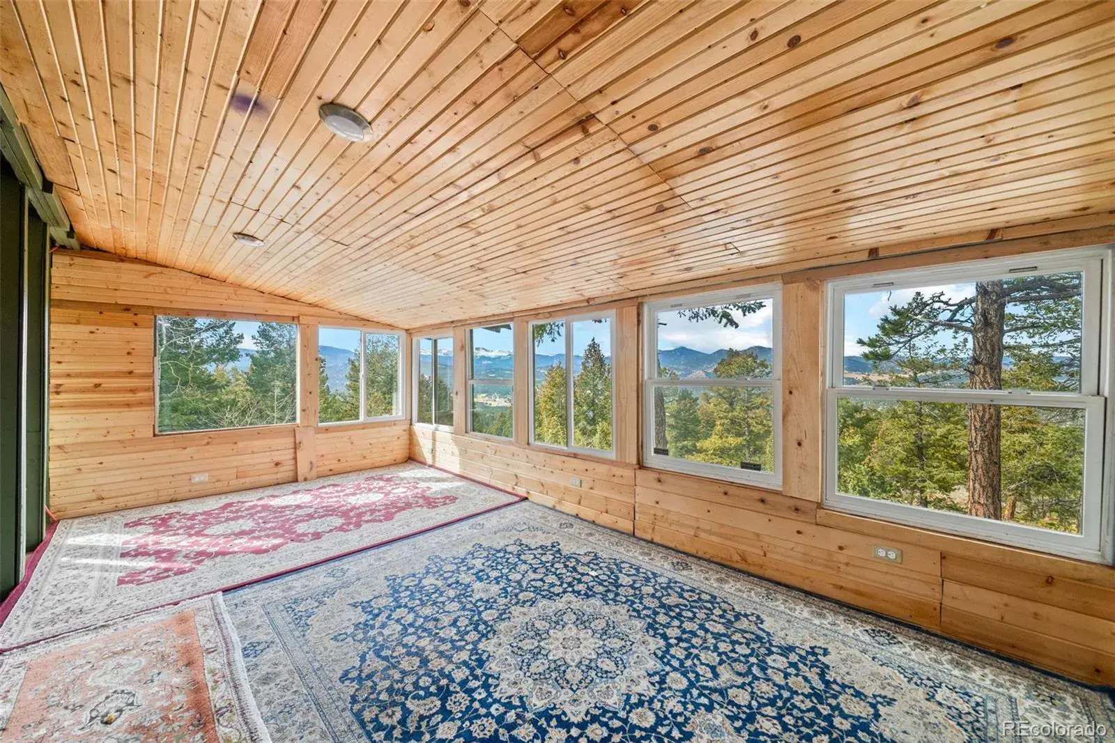 26262 Fern Gulch Road Evergreen CO 80439 | MLS #REC9886286 03022026200820 1600 11