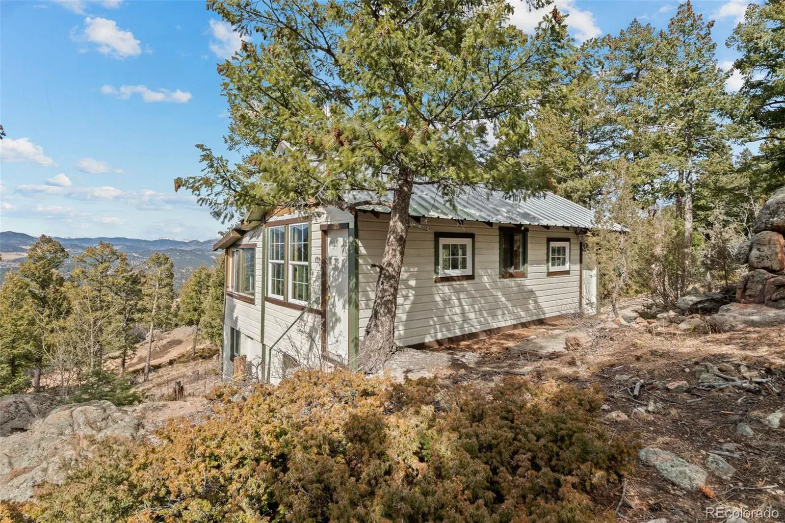 26262 Fern Gulch Road Evergreen CO 80439 | MLS #REC9886286 03022026200820 1600 24