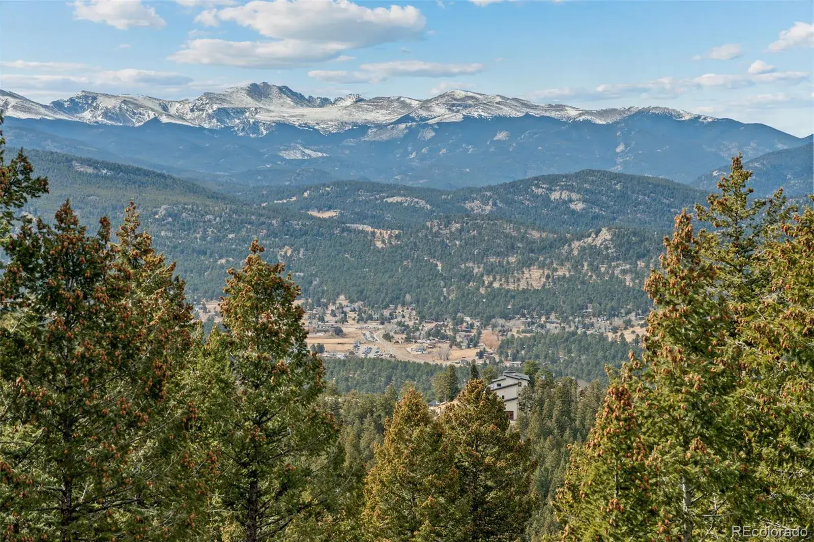 26262 Fern Gulch Road Evergreen CO 80439 | MLS #REC9886286 03022026200820 1600 25
