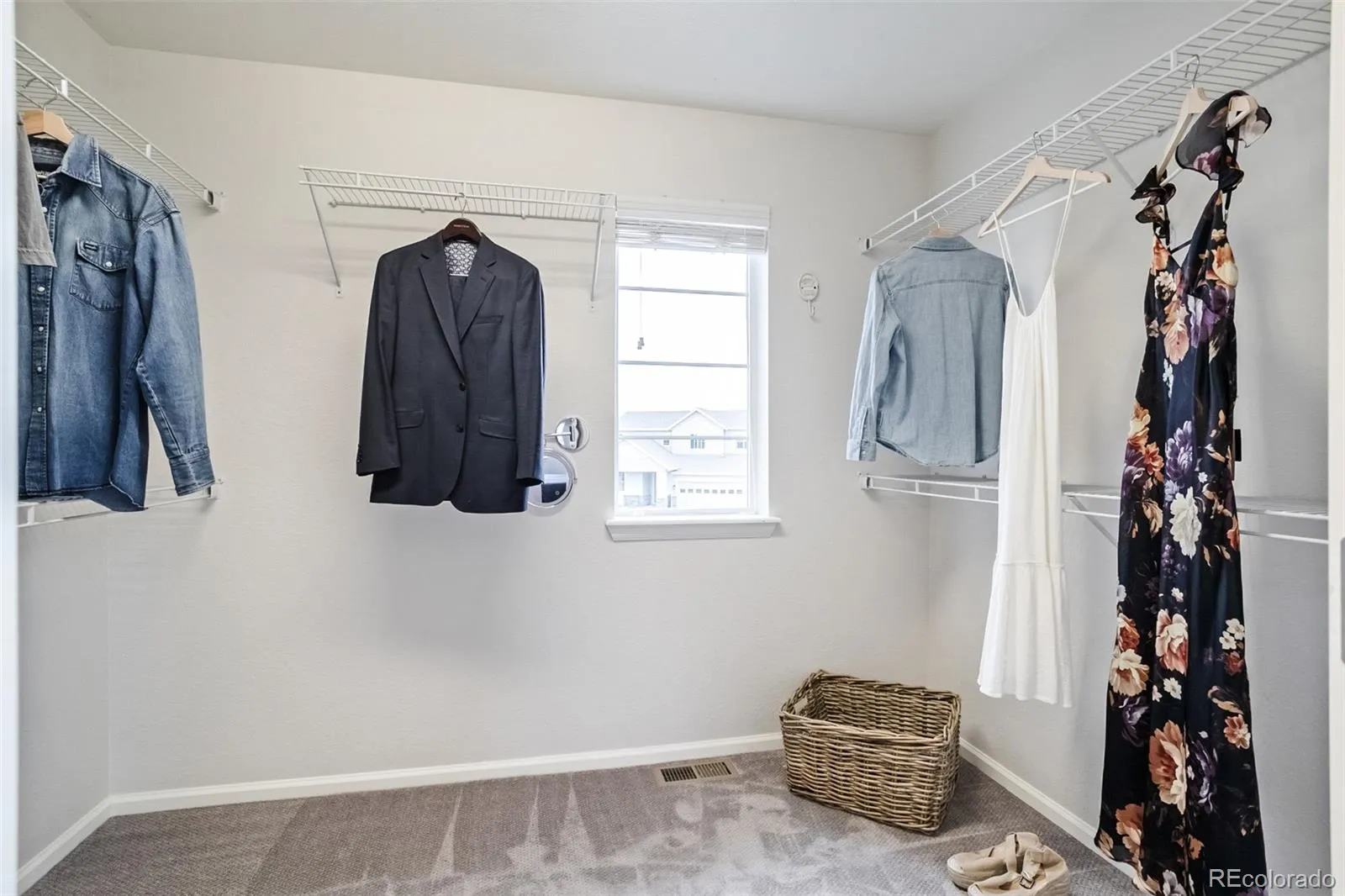 9330 Dunraven Street Arvada CO 80007 MLS #REC9887018 05192026140649 1600 33