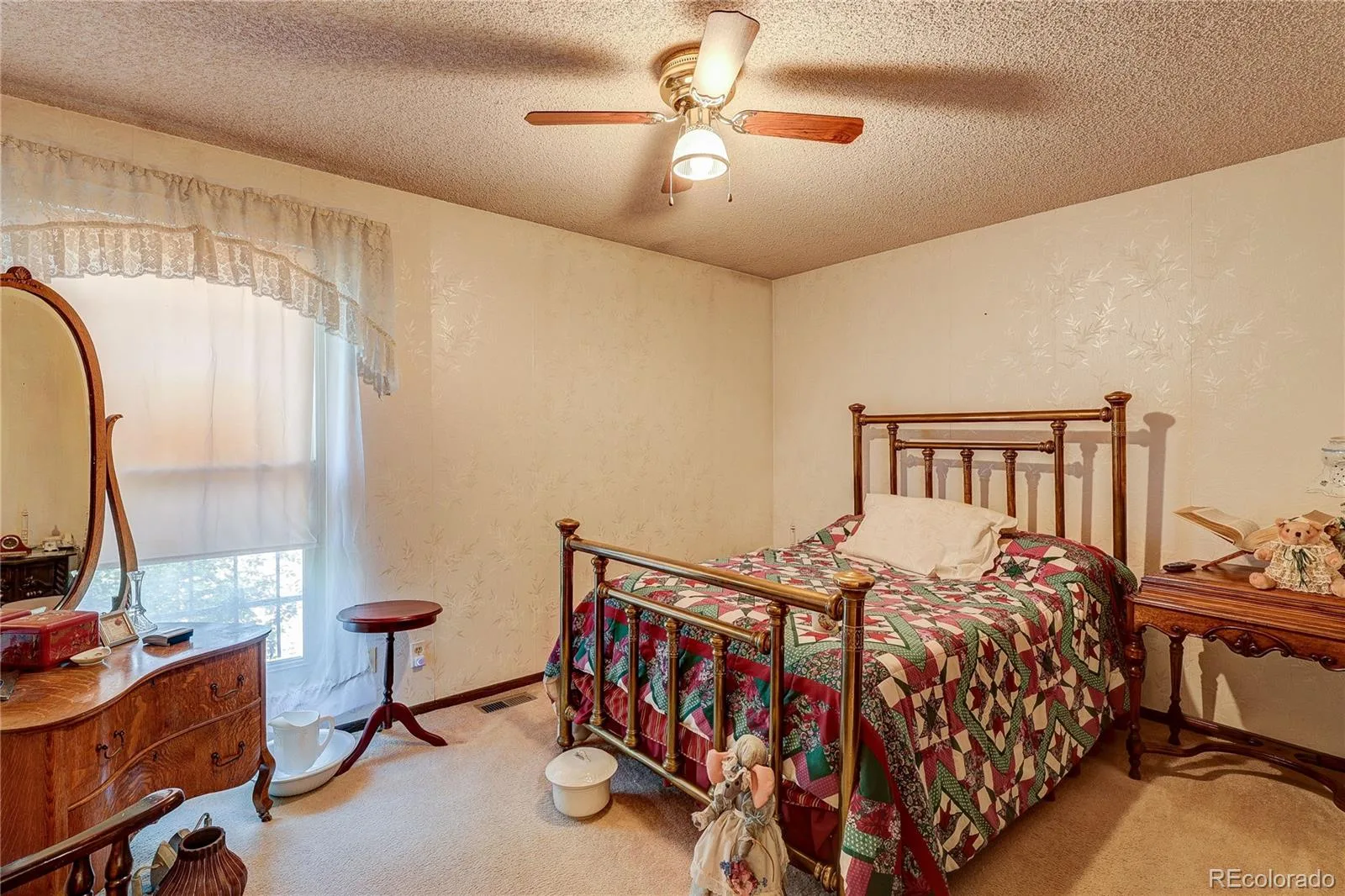5092 Xanadu Street Denver CO 80239 | MLS #REC9887128 08292026120325 1600 21