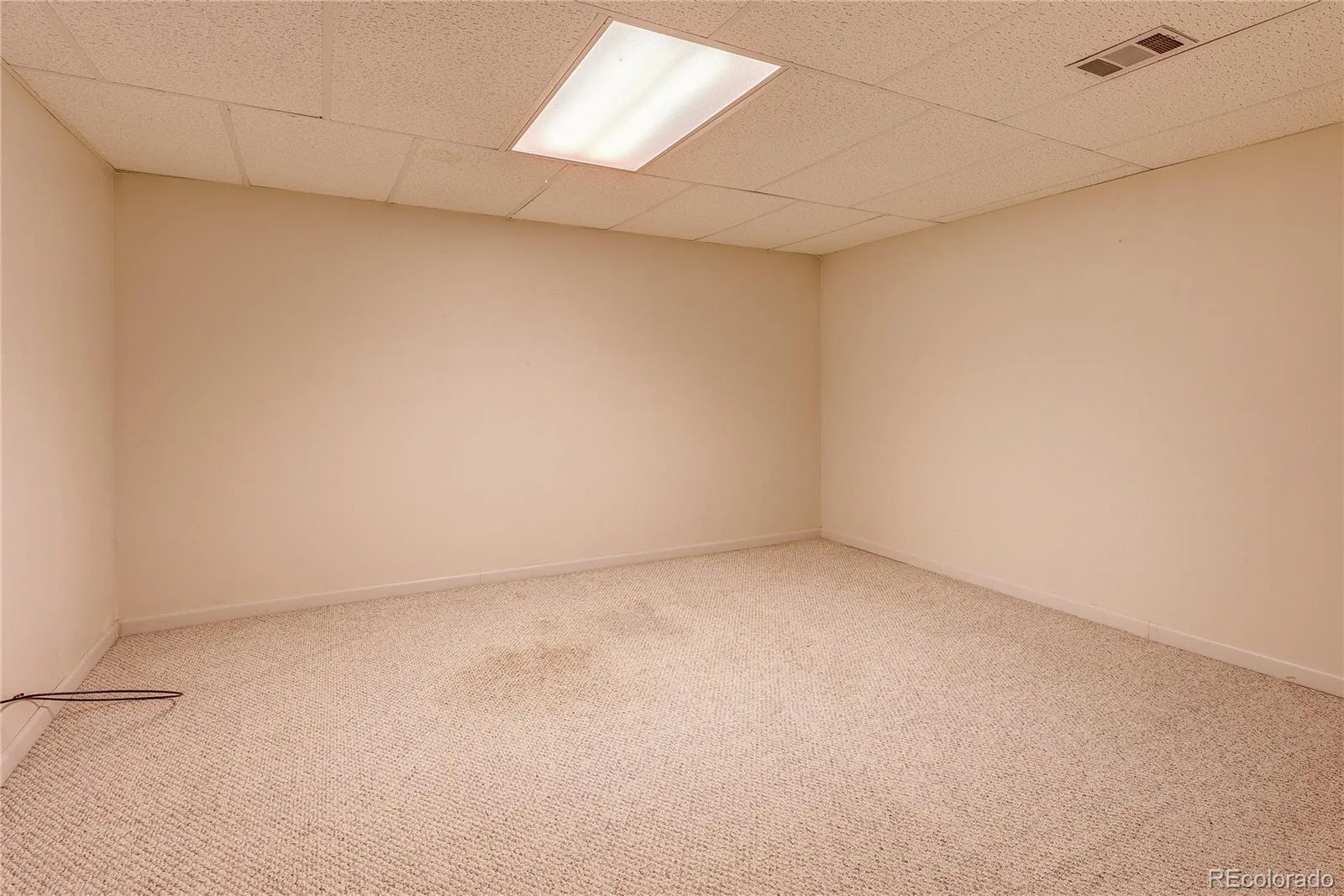 5092 Xanadu Street Denver CO 80239 | MLS #REC9887128 08292026120325 1600 36