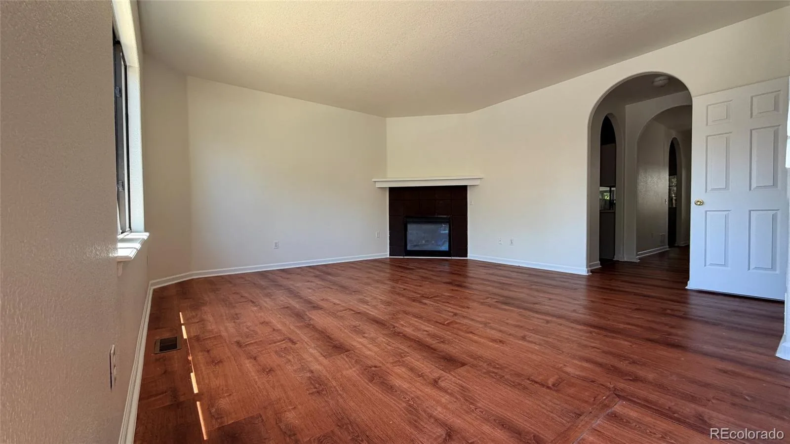 10693 W 63rd Drive #102 Arvada CO 80004 | MLS #REC9892071 06122026232444 1600 19