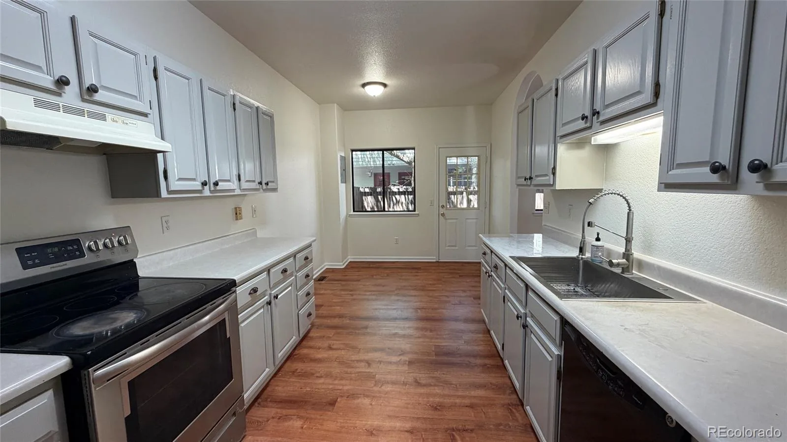 10693 W 63rd Drive #102 Arvada CO 80004 | MLS #REC9892071 06122026232444 1600 24
