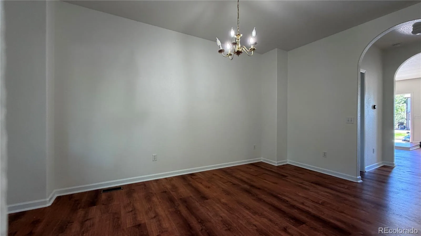 10693 W 63rd Drive #102 Arvada CO 80004 | MLS #REC9892071 06122026232444 1600 25