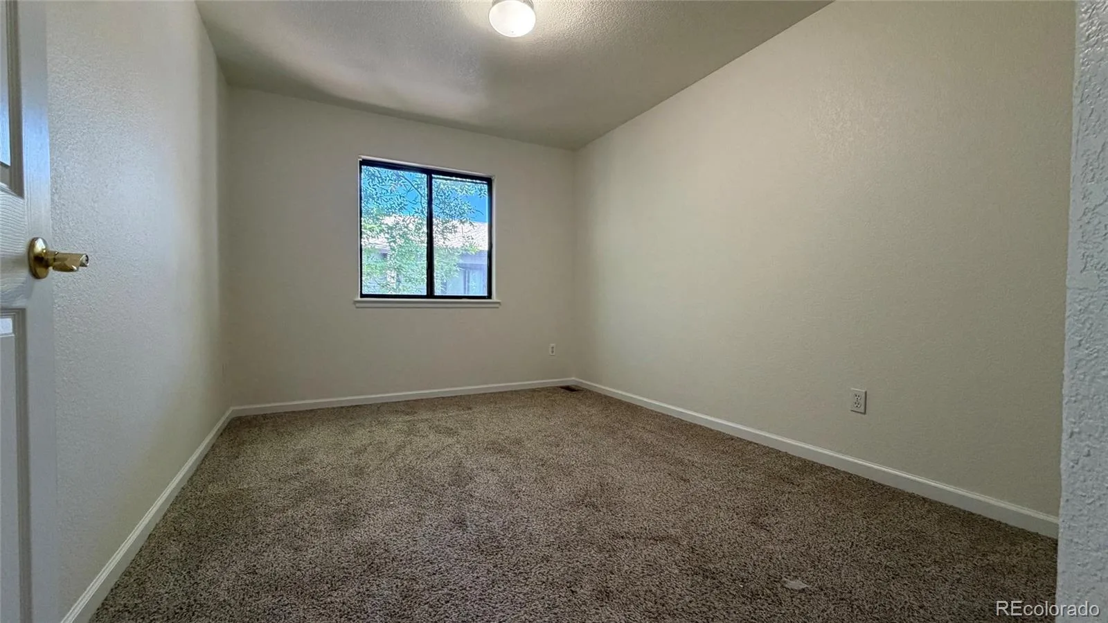 10693 W 63rd Drive #102 Arvada CO 80004 | MLS #REC9892071 06122026232444 1600 33