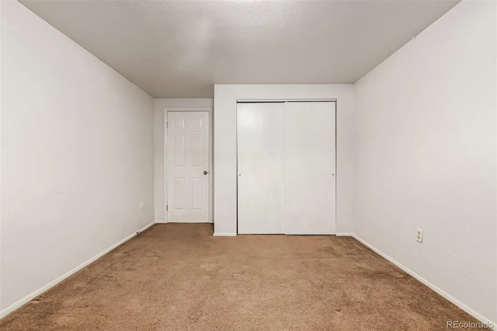 335 S Monaco St Pkwy Denver CO 80224 MLS #REC9892078 02022026195933 1600 11