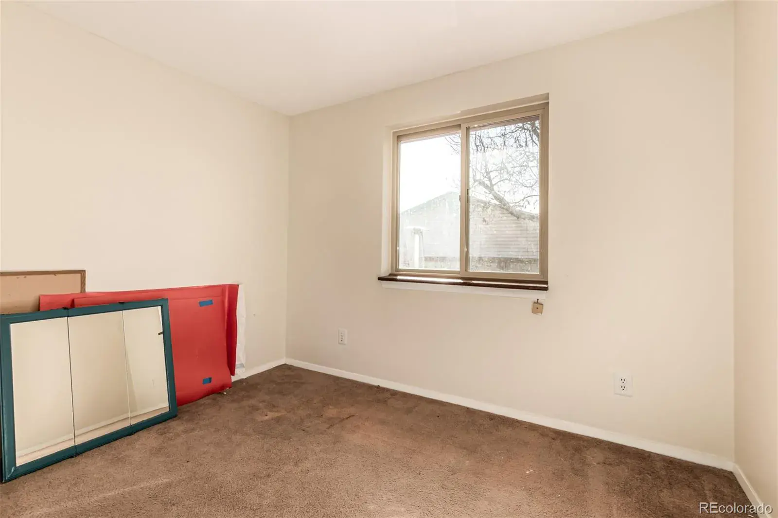 335 S Monaco St Pkwy Denver CO 80224 MLS #REC9892078 02022026195933 1600 12