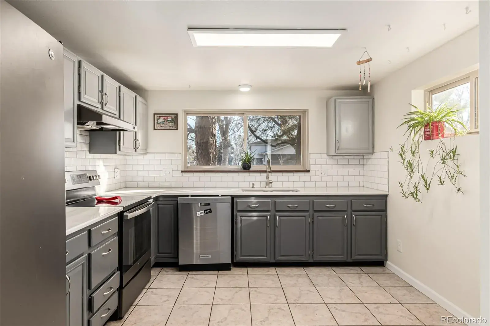 335 S Monaco St Pkwy Denver CO 80224 MLS #REC9892078 02022026195933 1600 5