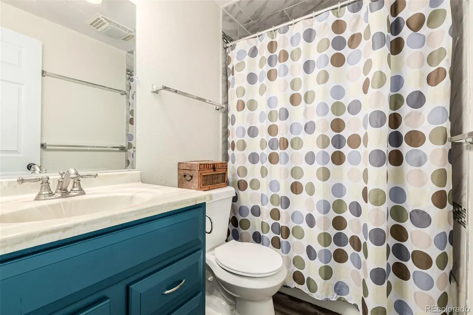 335 S Monaco St Pkwy Denver CO 80224 MLS #REC9892078 02022026195933 1600 8