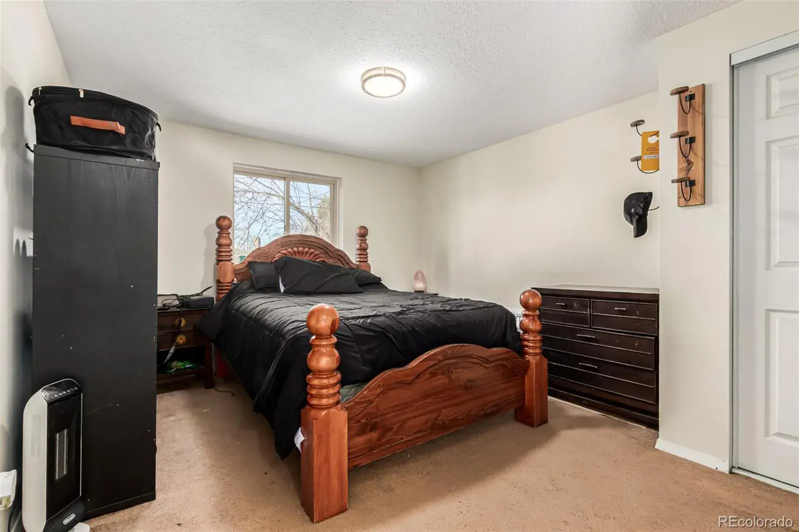 335 S Monaco St Pkwy Denver CO 80224 MLS #REC9892078 02022026195933 1600 9