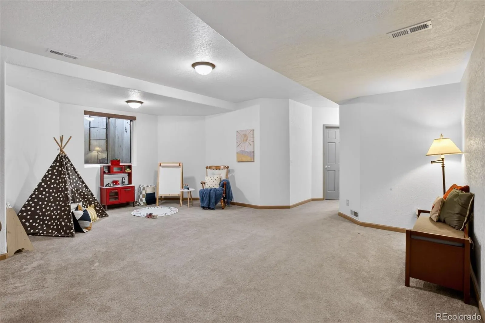 04092026175144 1600 32