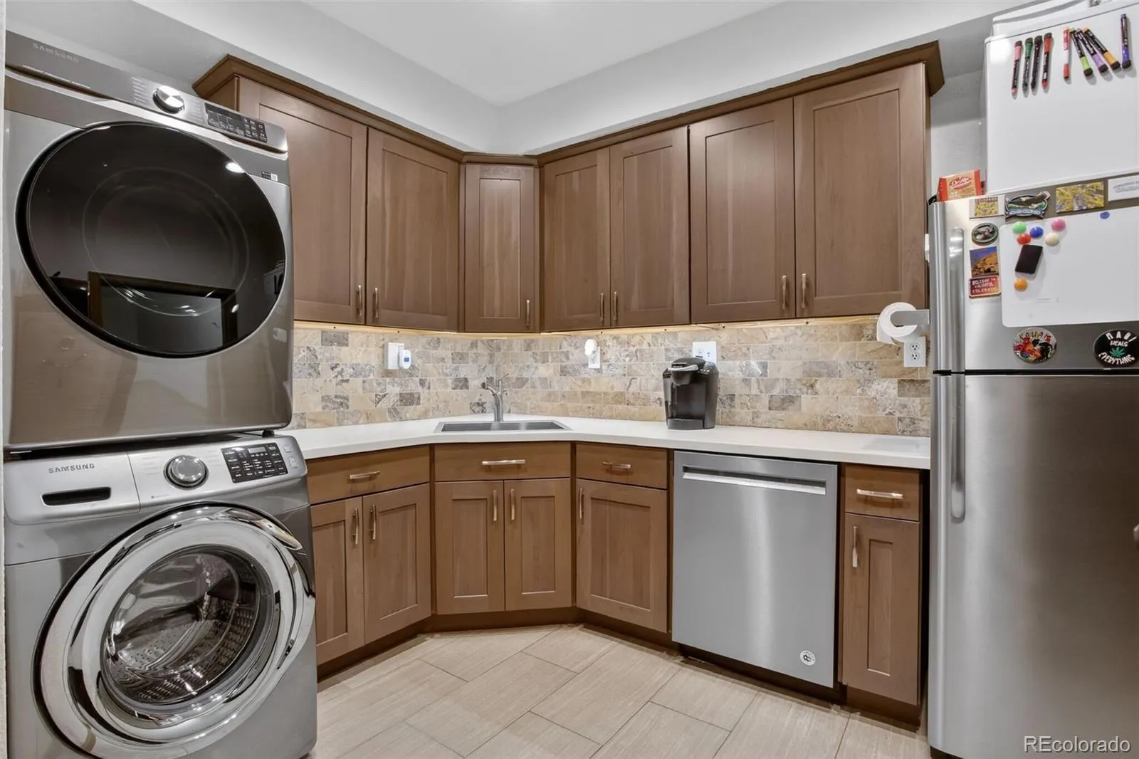 04092026175144 1600 35