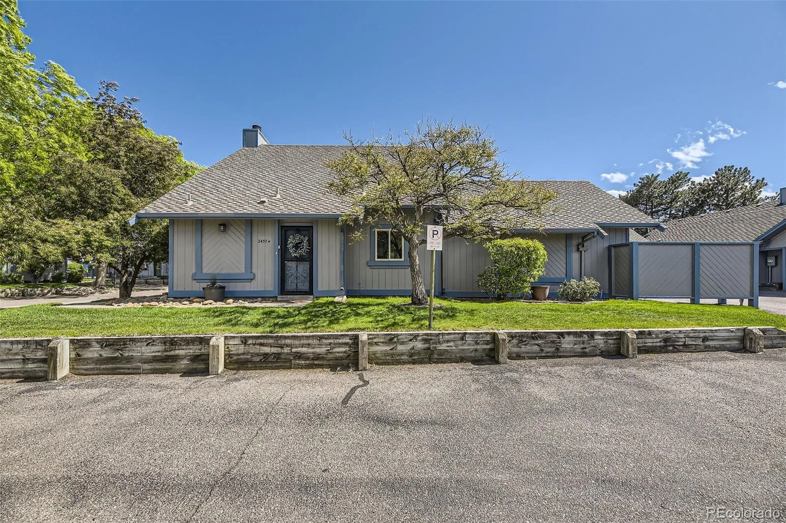 2437 S Victor Street #A Aurora CO 80014 MLS #REC9894010 06022026063340 1600 27