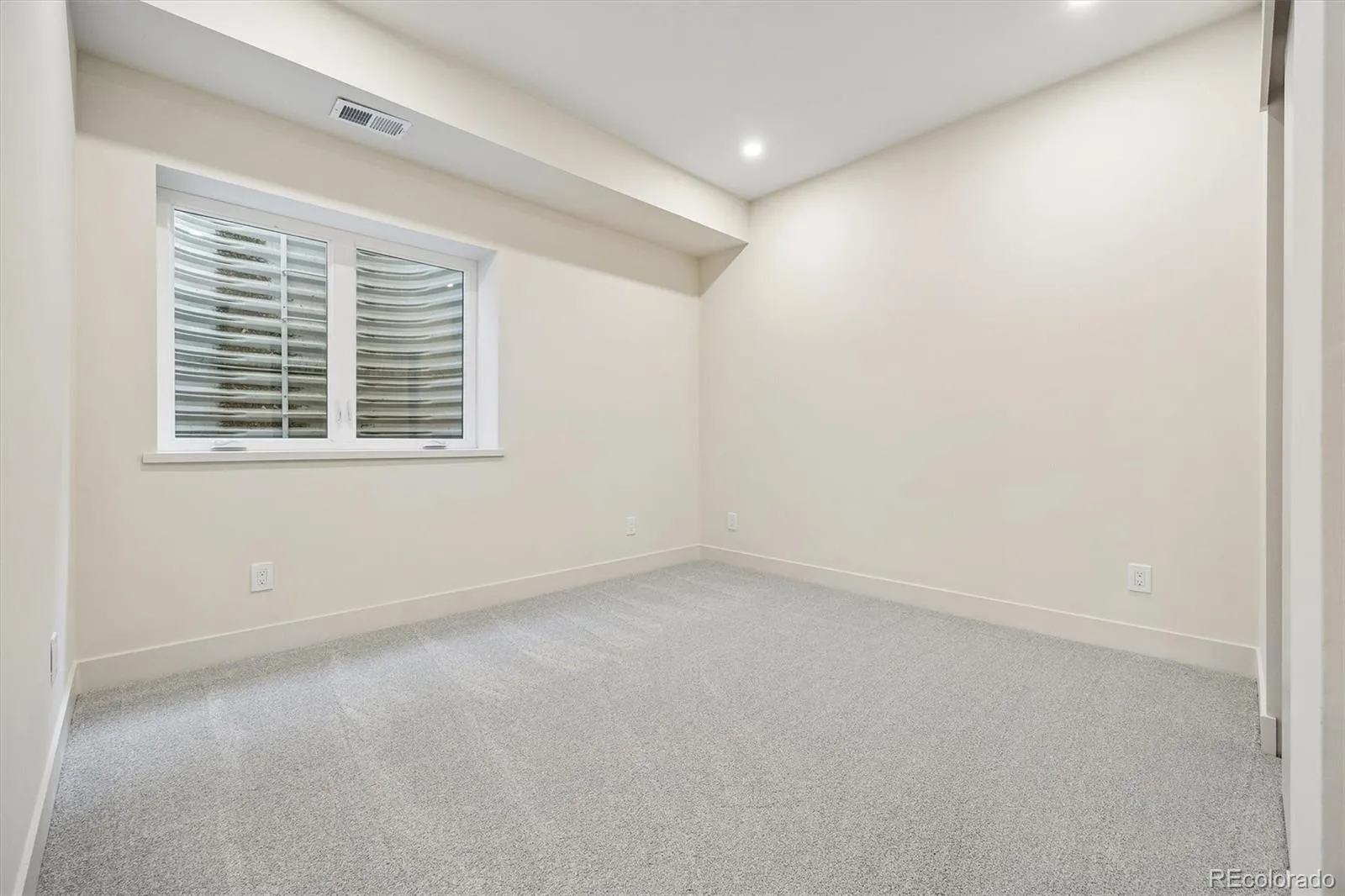 2365 S Cherokee Street Denver CO 80223 MLS #REC9896652 05092026025922 1600 25