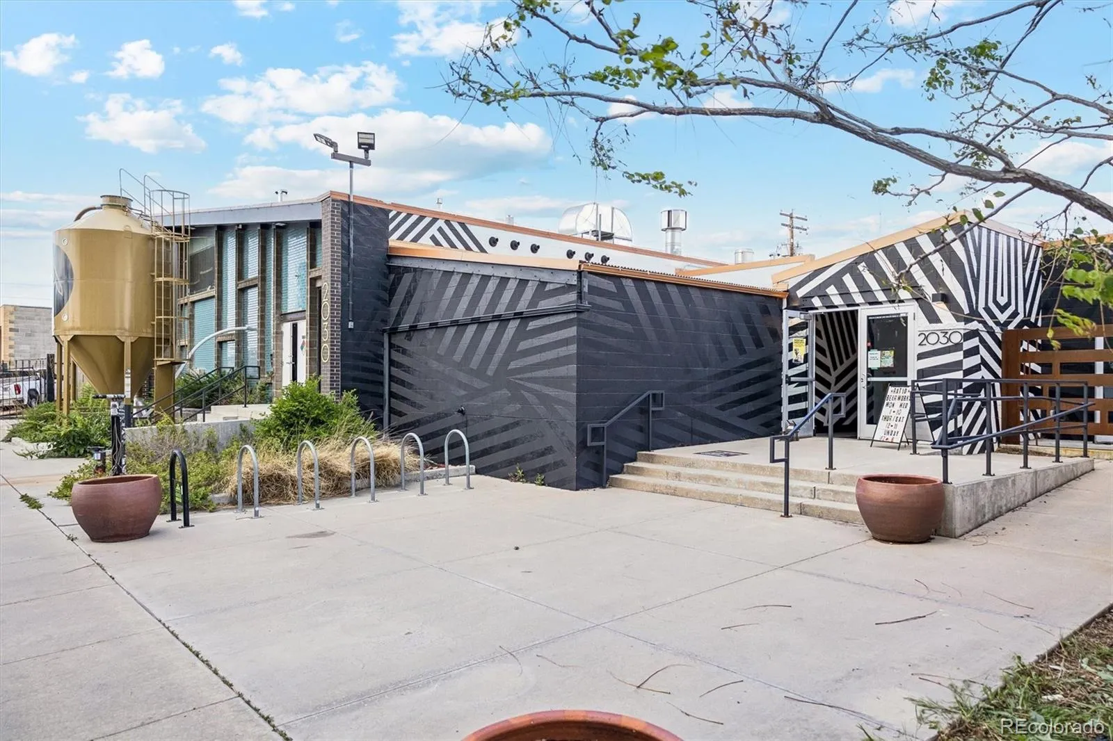 2365 S Cherokee Street Denver CO 80223 MLS #REC9896652 05092026025922 1600 41