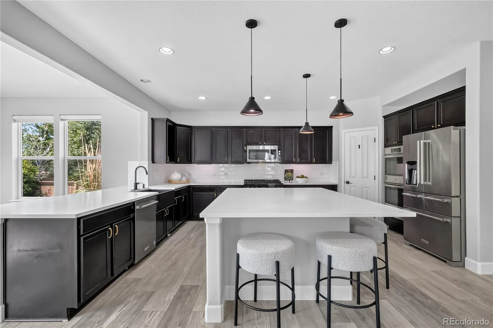 493 Sudbury Street Castle Rock CO 80104 | MLS #REC9899322 08132026084457 1600 8
