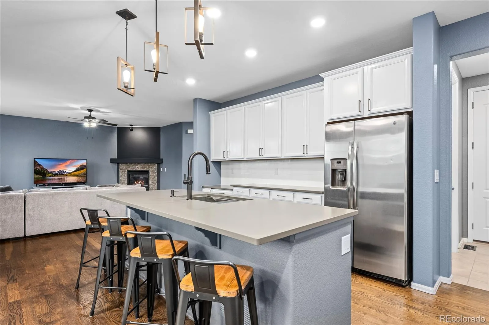 3021 Leafdale Drive Castle Rock CO 80109 | MLS #REC9900940 08212026114503 1600 16