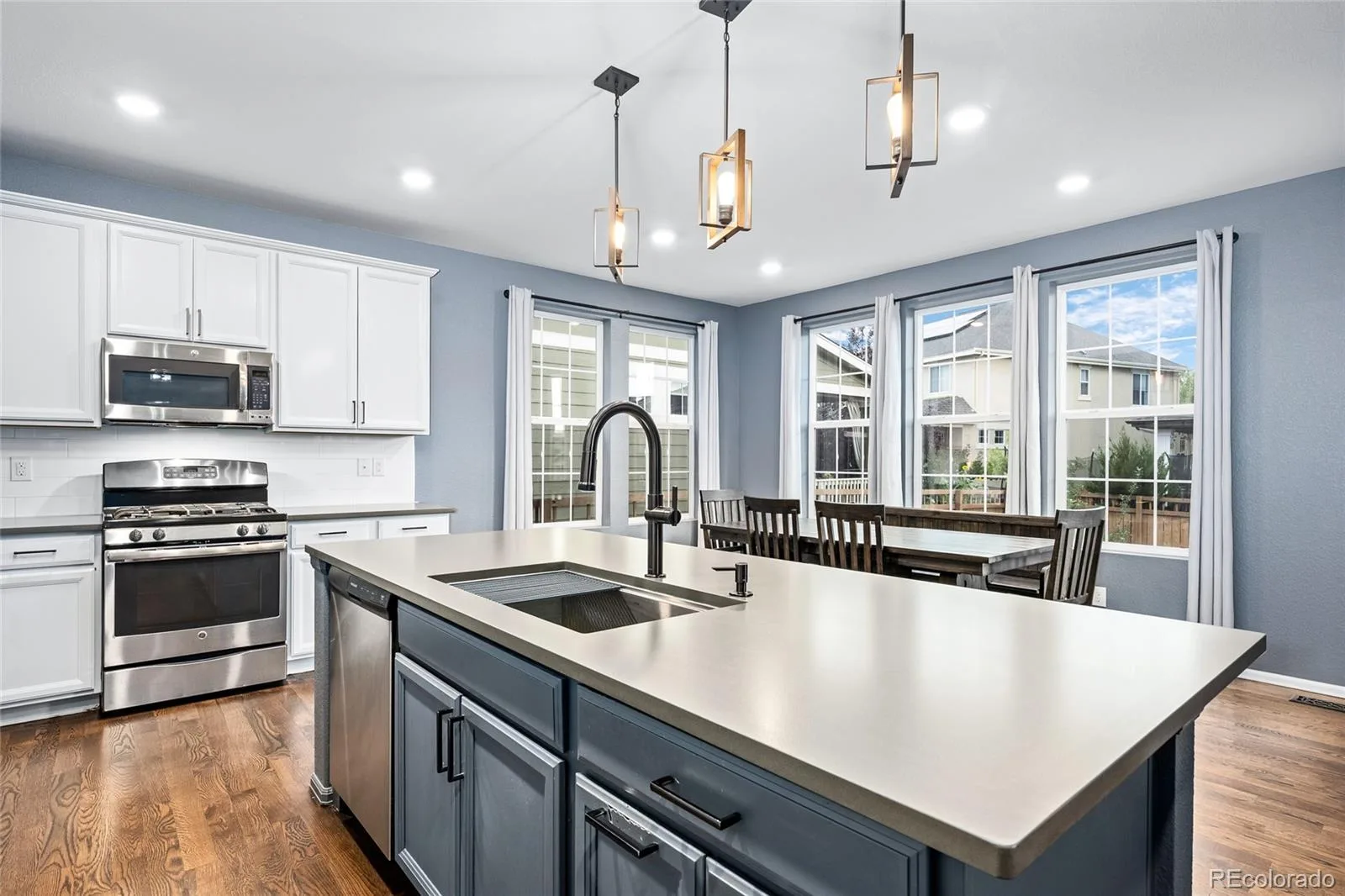 3021 Leafdale Drive Castle Rock CO 80109 | MLS #REC9900940 08212026114503 1600 18