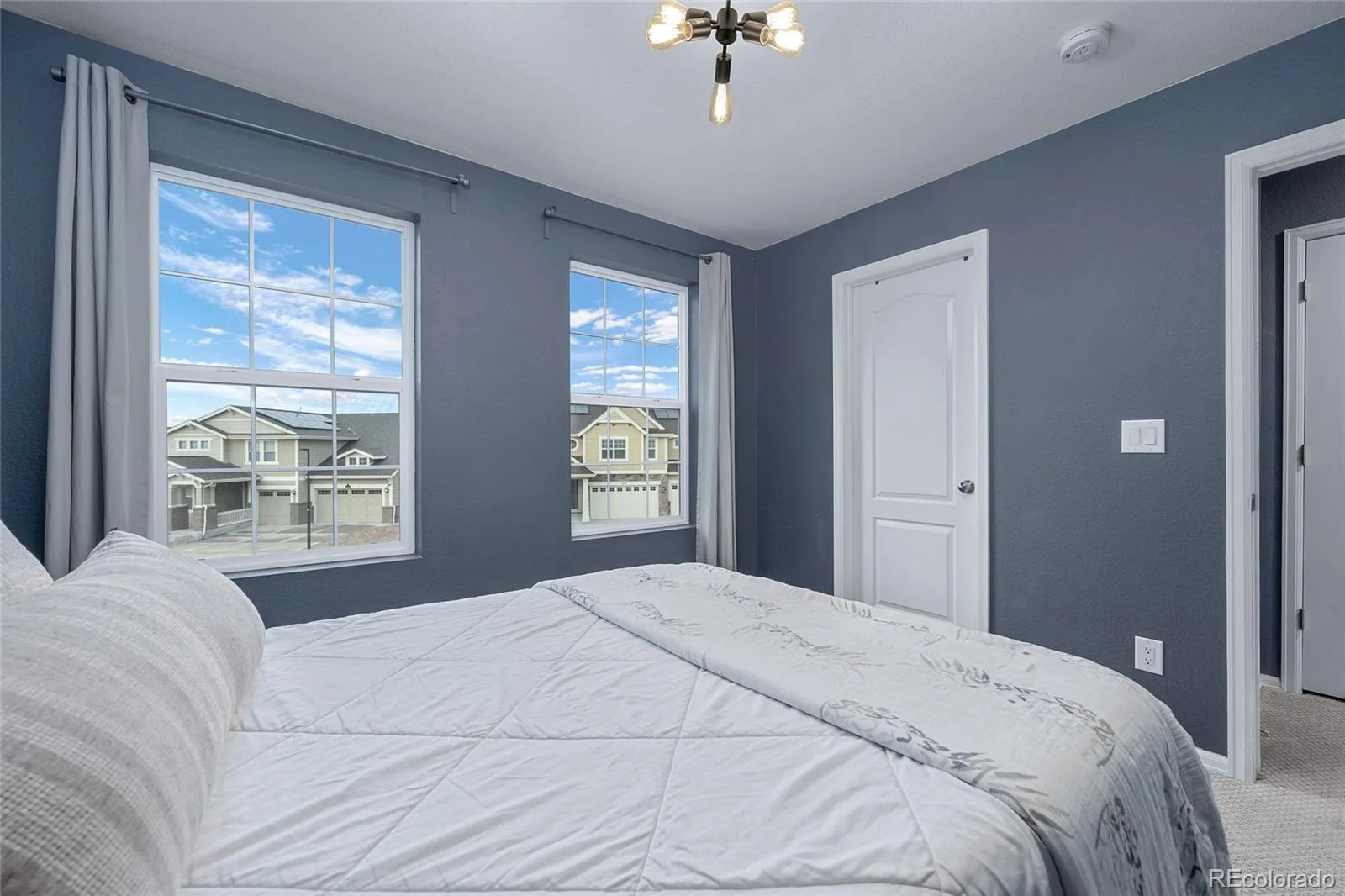 3021 Leafdale Drive Castle Rock CO 80109 | MLS #REC9900940 08212026114503 1600 42
