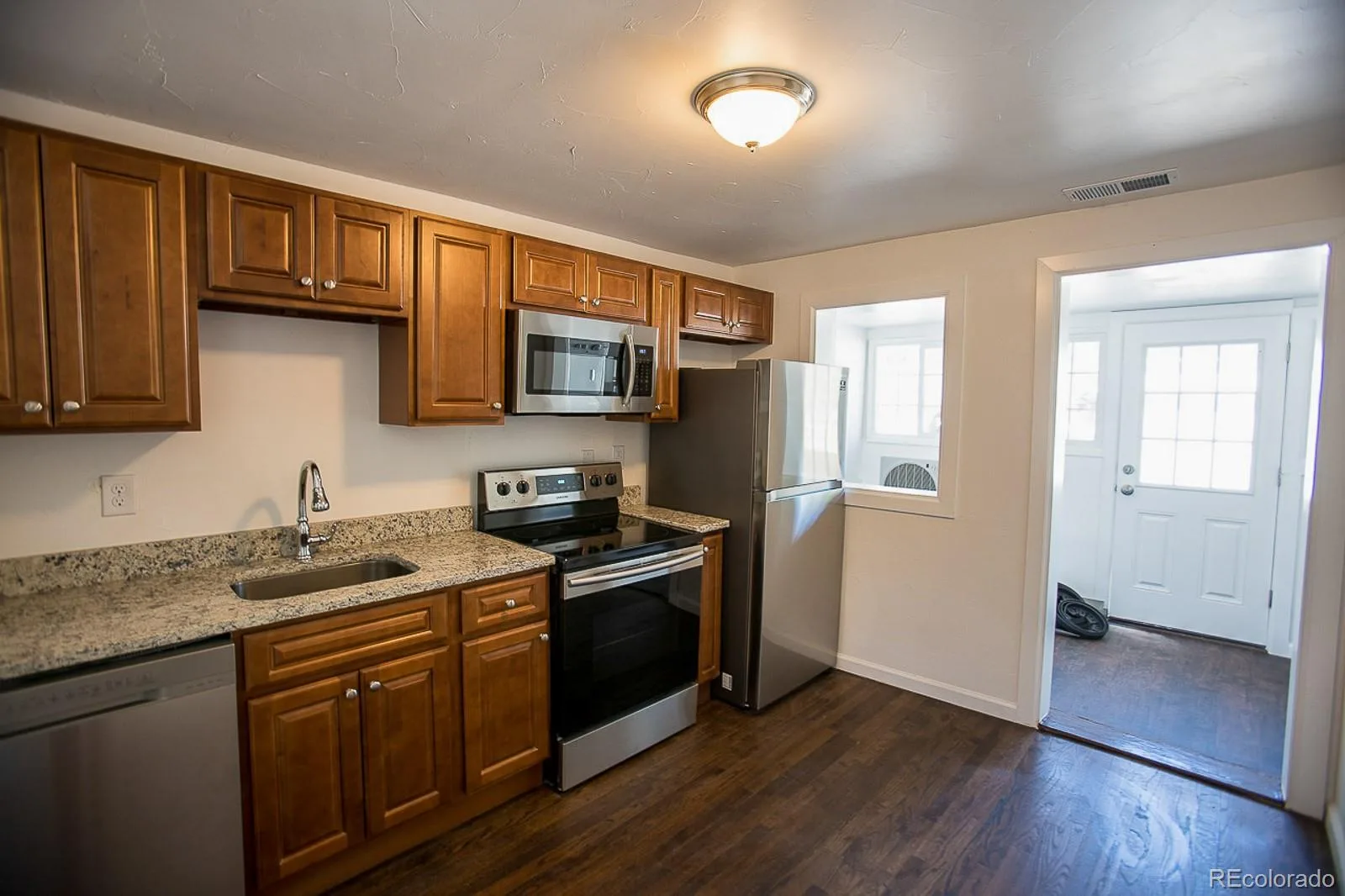 4087 S Clarkson Street Englewood CO 80113 | MLS #REC9903760 10142026184553 1600 6