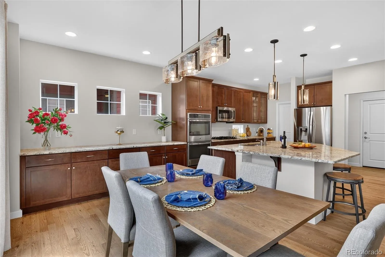 04042026215330 1600 8