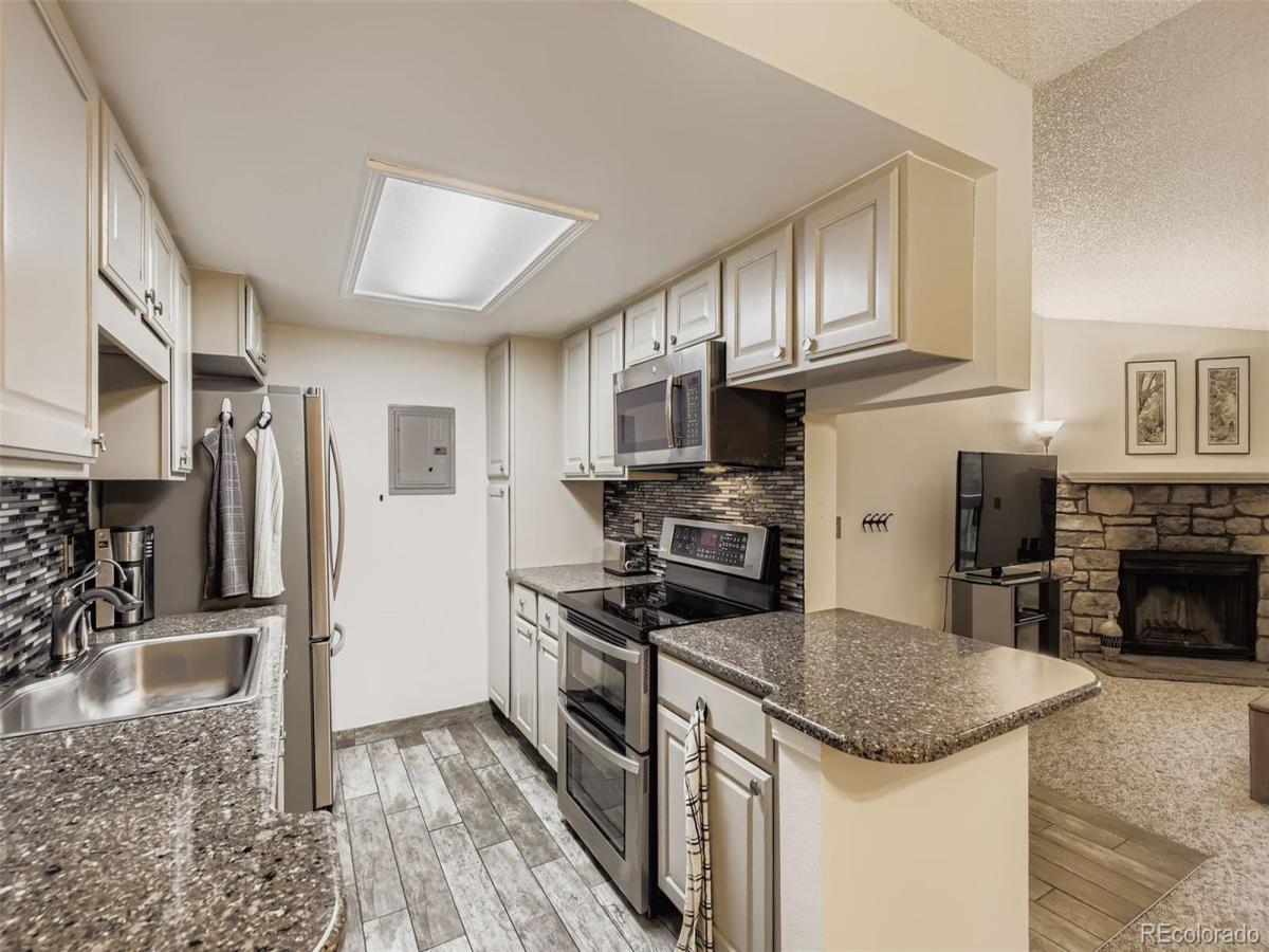 8225 E Fairmount Drive #204 #4 Denver CO 80247 | MLS #REC9906540 MLS #REC9906540 image #0