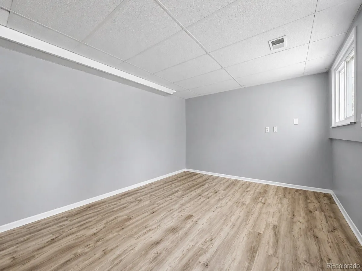 1821 S Yank Court Lakewood CO 80228 MLS #REC9909342 06262026152509 1200 16