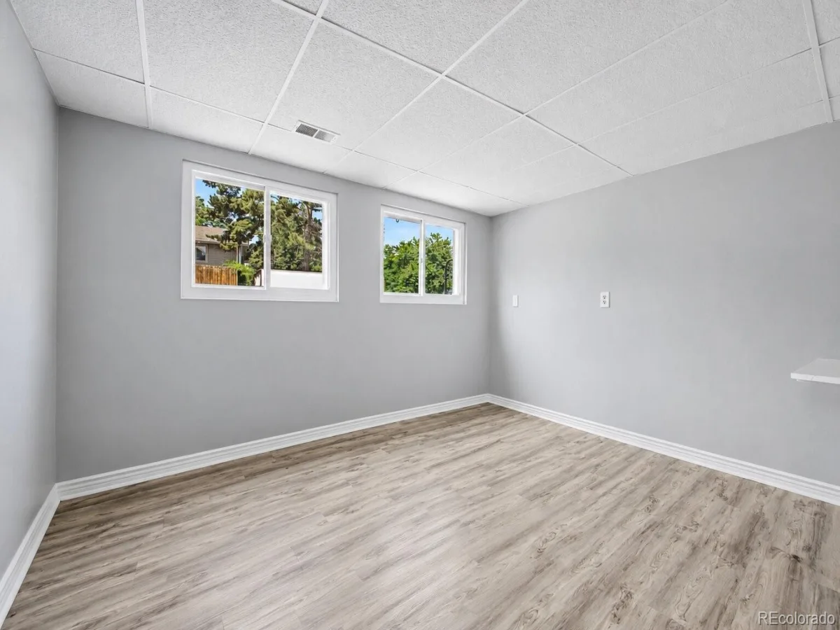 1821 S Yank Court Lakewood CO 80228 MLS #REC9909342 06262026152509 1200 18