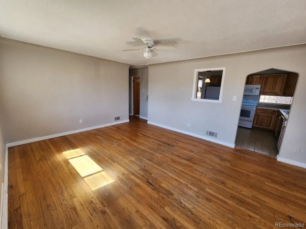 04082026195027 1024 17