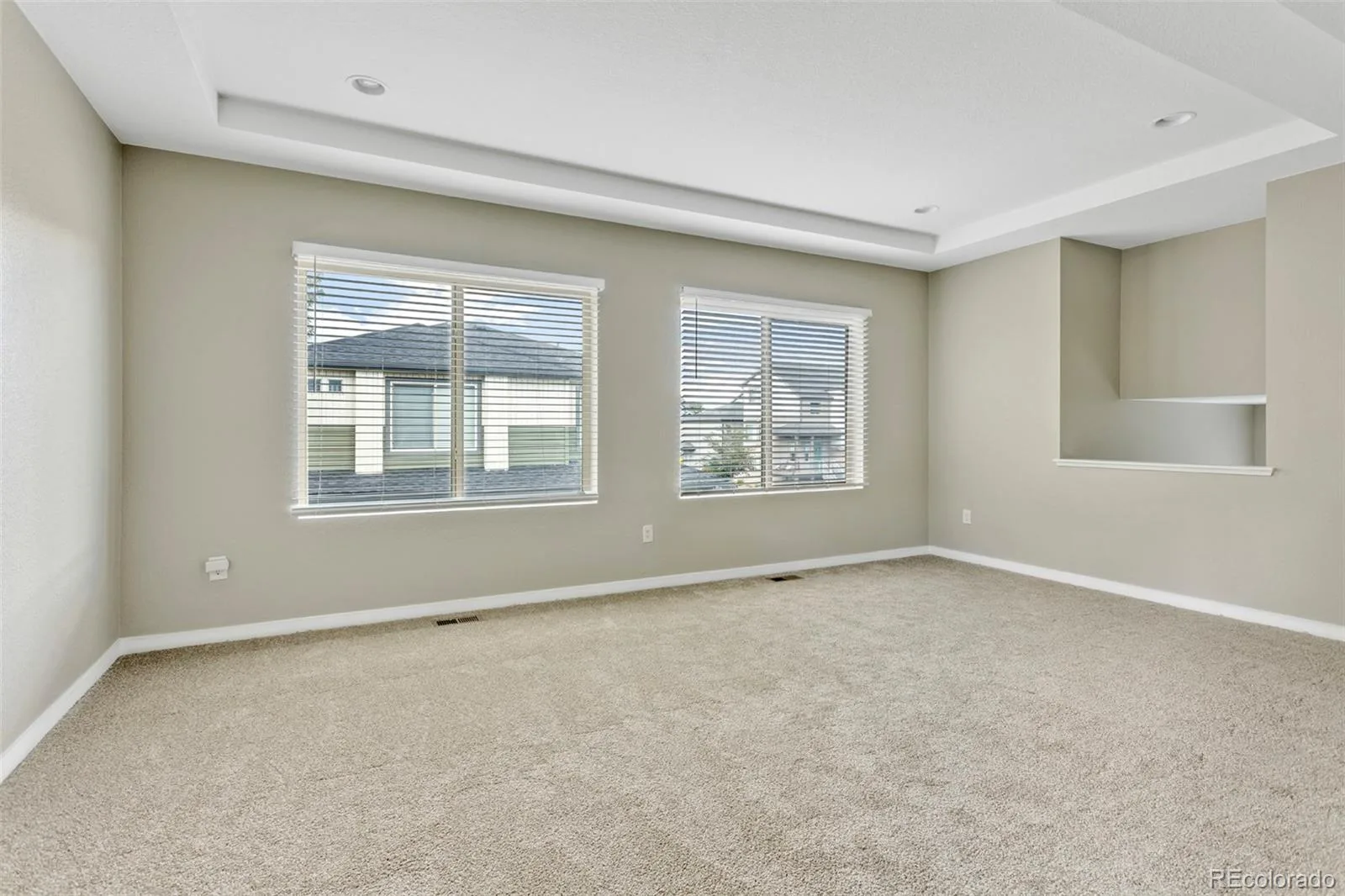 4863 Halifax Court Denver CO 80249 | MLS #REC9910331 07282026013419 1600 8