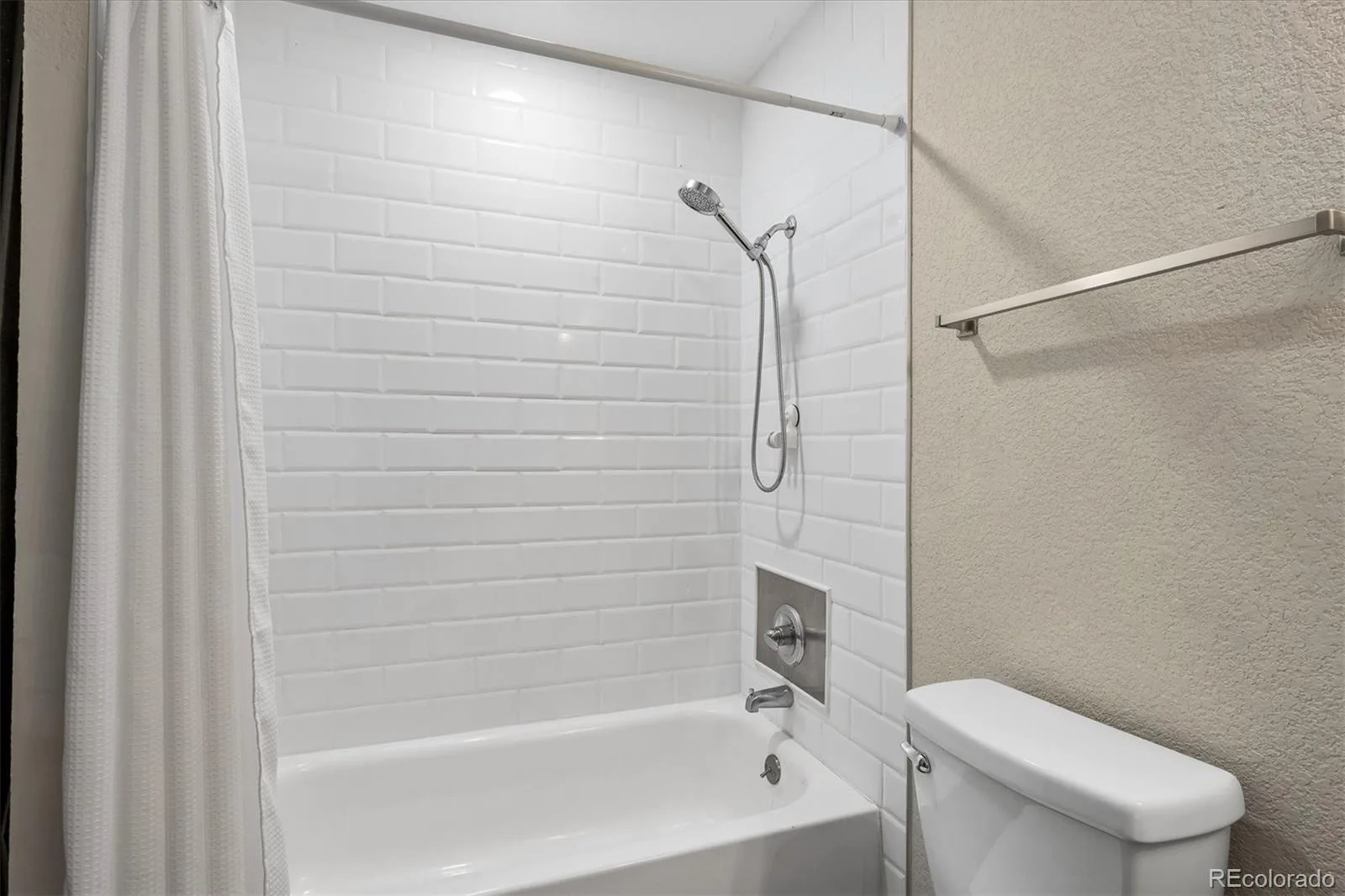 7486 E Fremont Drive Centennial CO 80112 MLS #REC9914142 06082026213256 1600 21