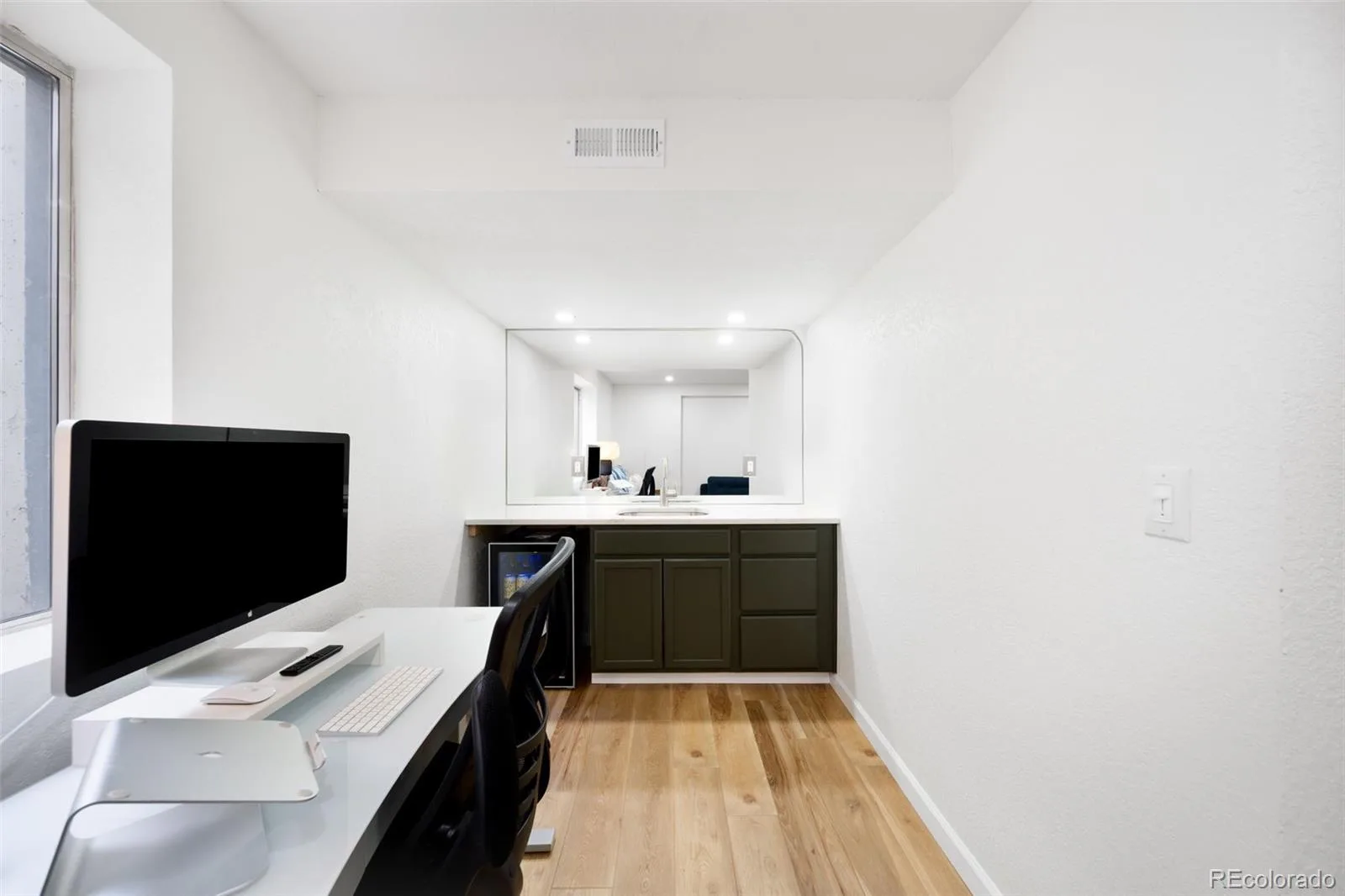 234 S Madison Street #H Denver CO 80209 MLS #REC9915107 06122026232453 1600 29