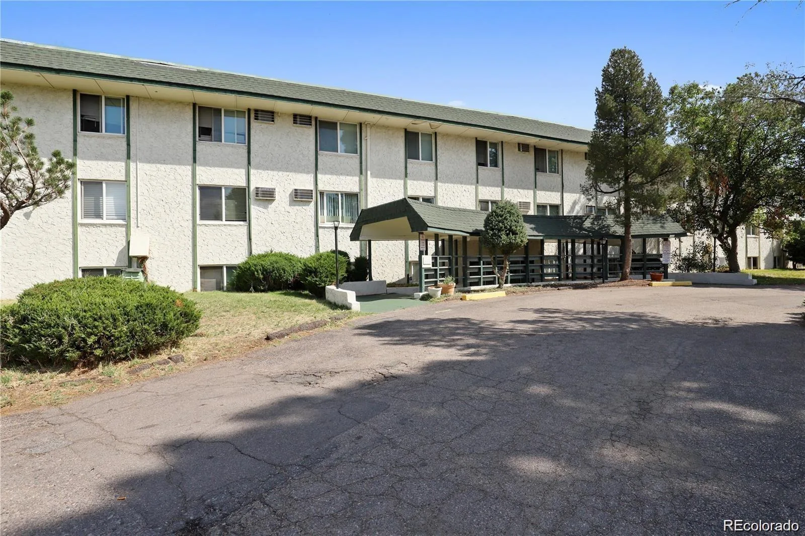 8828 E Florida Avenue #17 Denver CO 80247 | MLS #REC9915683 08122026233535 1600 11
