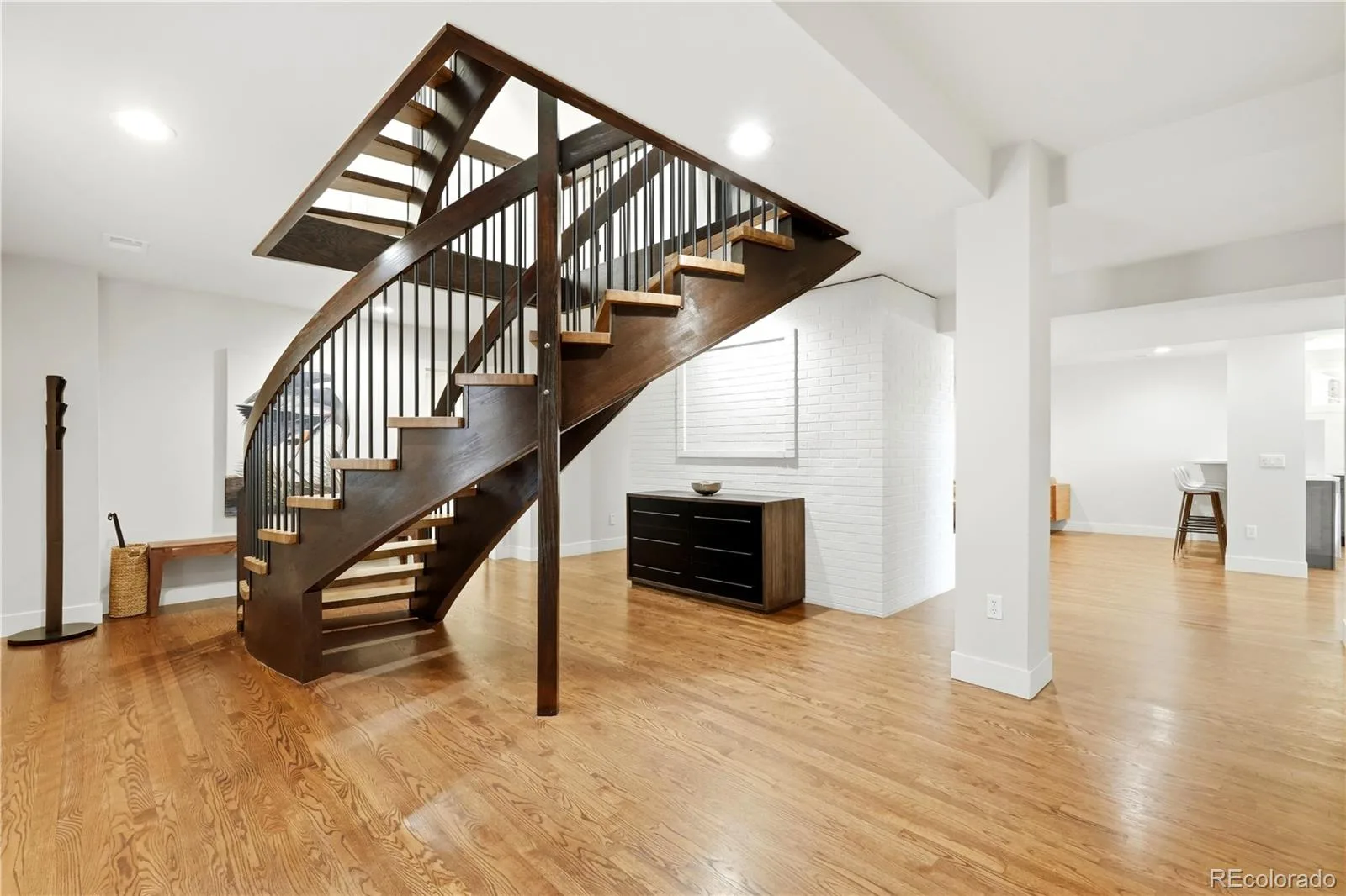 204 Cheney Place Castle Rock CO 80104 | MLS #REC9917091 08252026215148 1600 31
