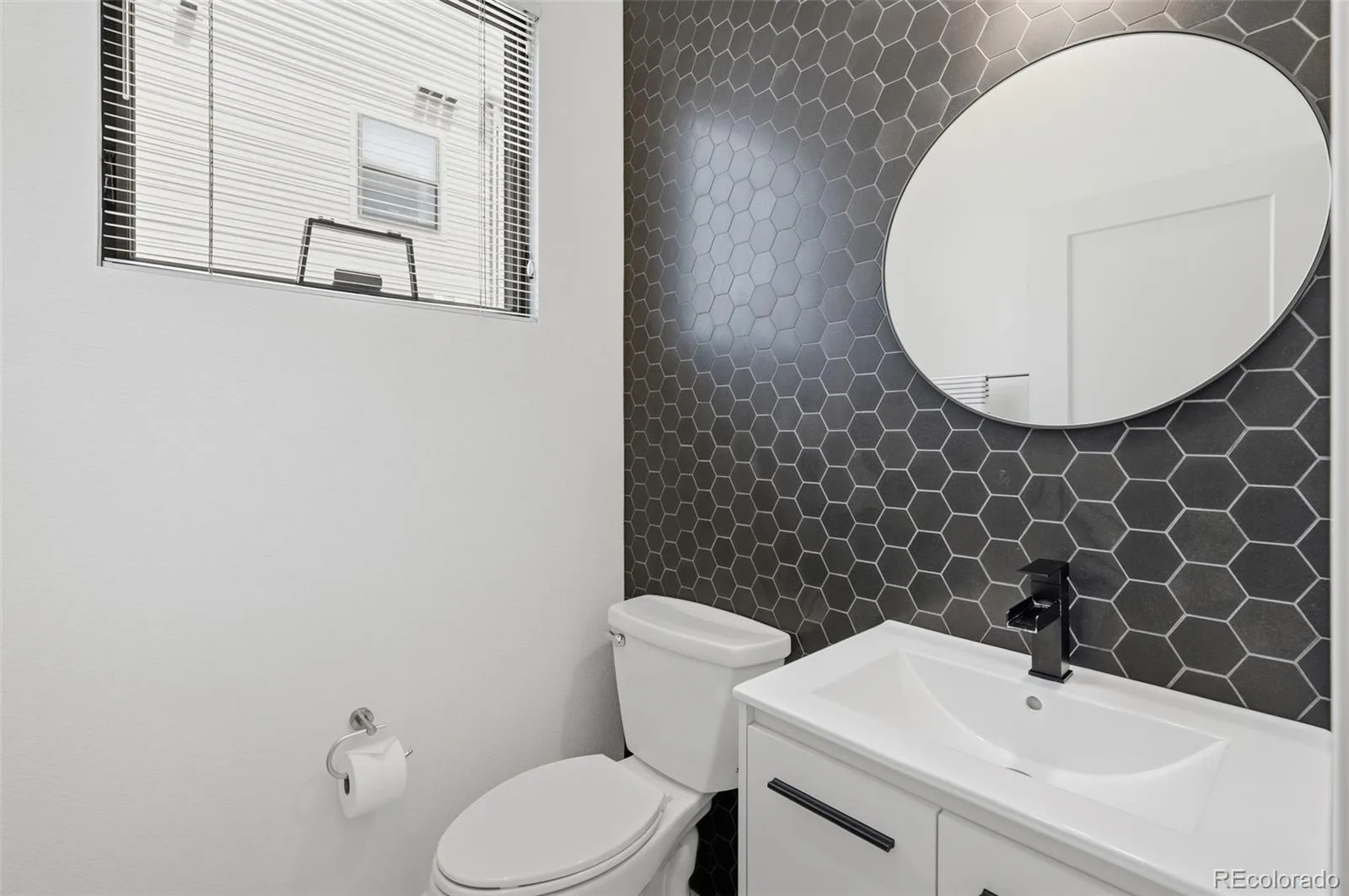 2900 Inca Street #23 Denver CO 80202 | MLS #REC9917161 07102026172527 1600 10