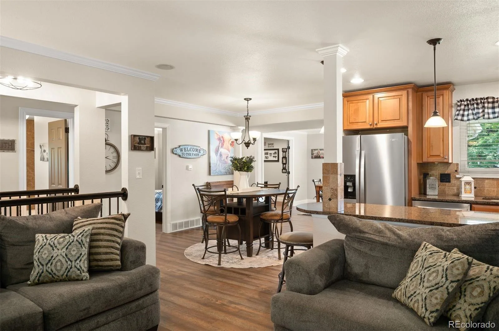 7024 Owens Street Arvada CO 80004 | MLS #REC9918367 08112026025327 1600 10