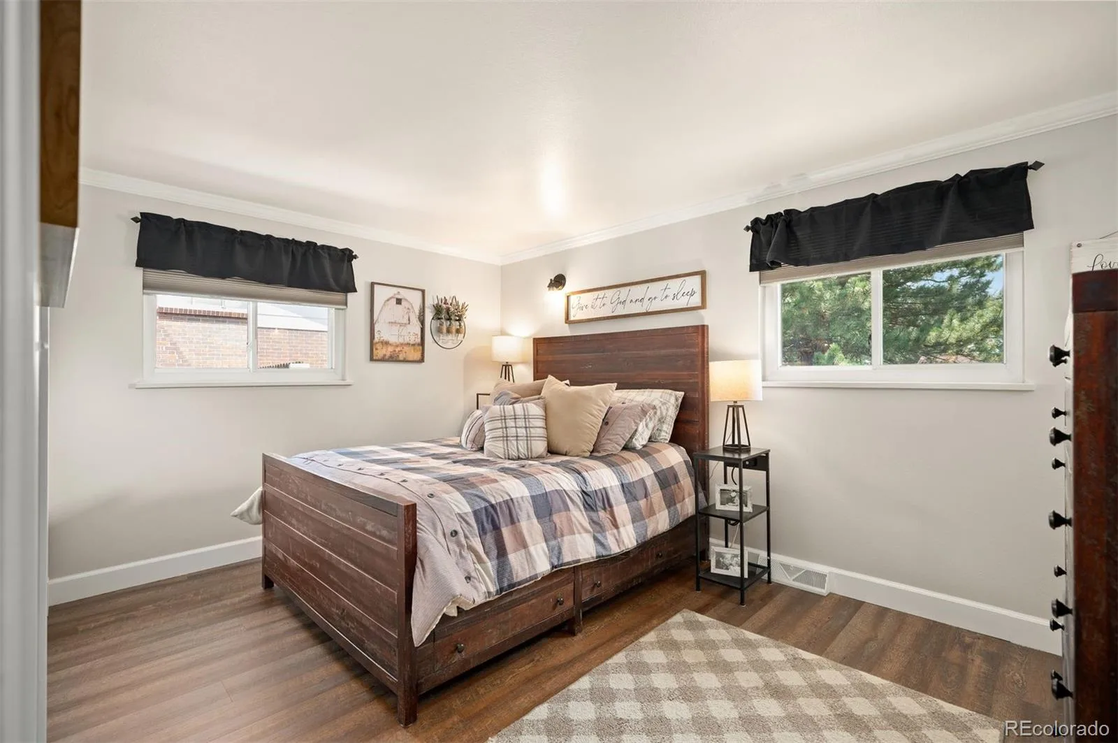 7024 Owens Street Arvada CO 80004 | MLS #REC9918367 08112026025327 1600 20