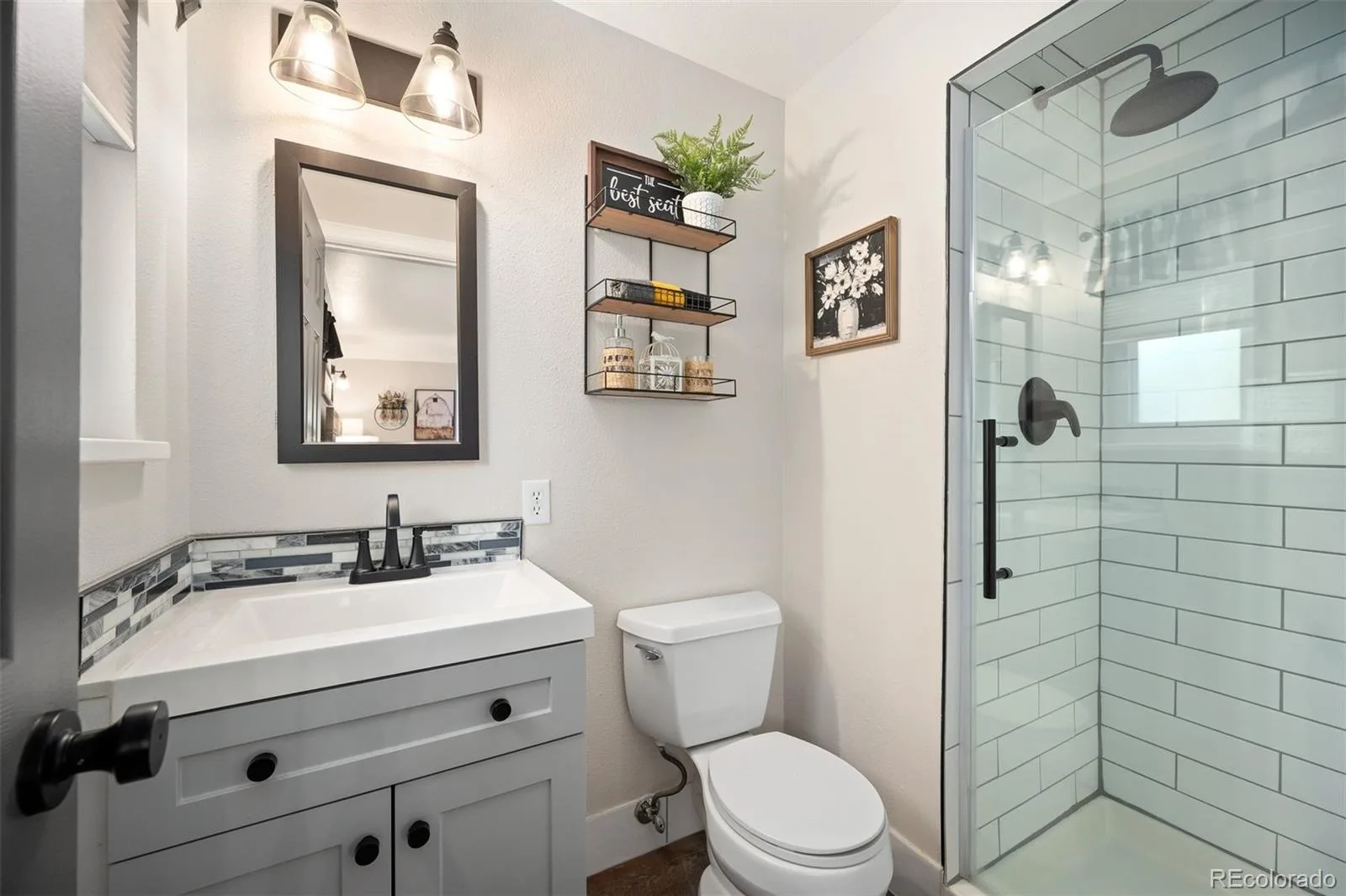 7024 Owens Street Arvada CO 80004 | MLS #REC9918367 08112026025327 1600 23