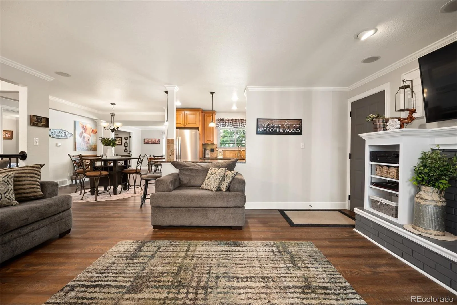7024 Owens Street Arvada CO 80004 | MLS #REC9918367 08112026025327 1600 7