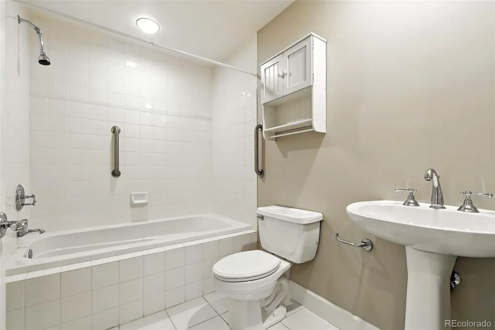 03062026222049 1600 22