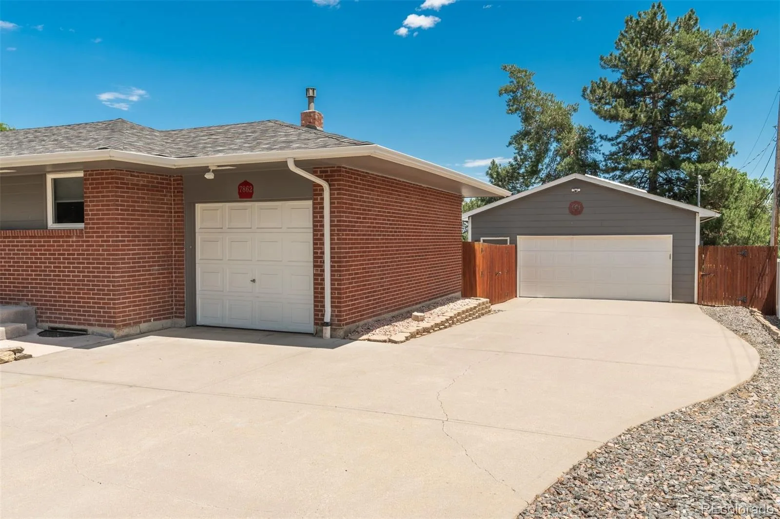 7862 S Vine Street Centennial CO 80122 MLS #REC9922923 06092026200655 1600 1
