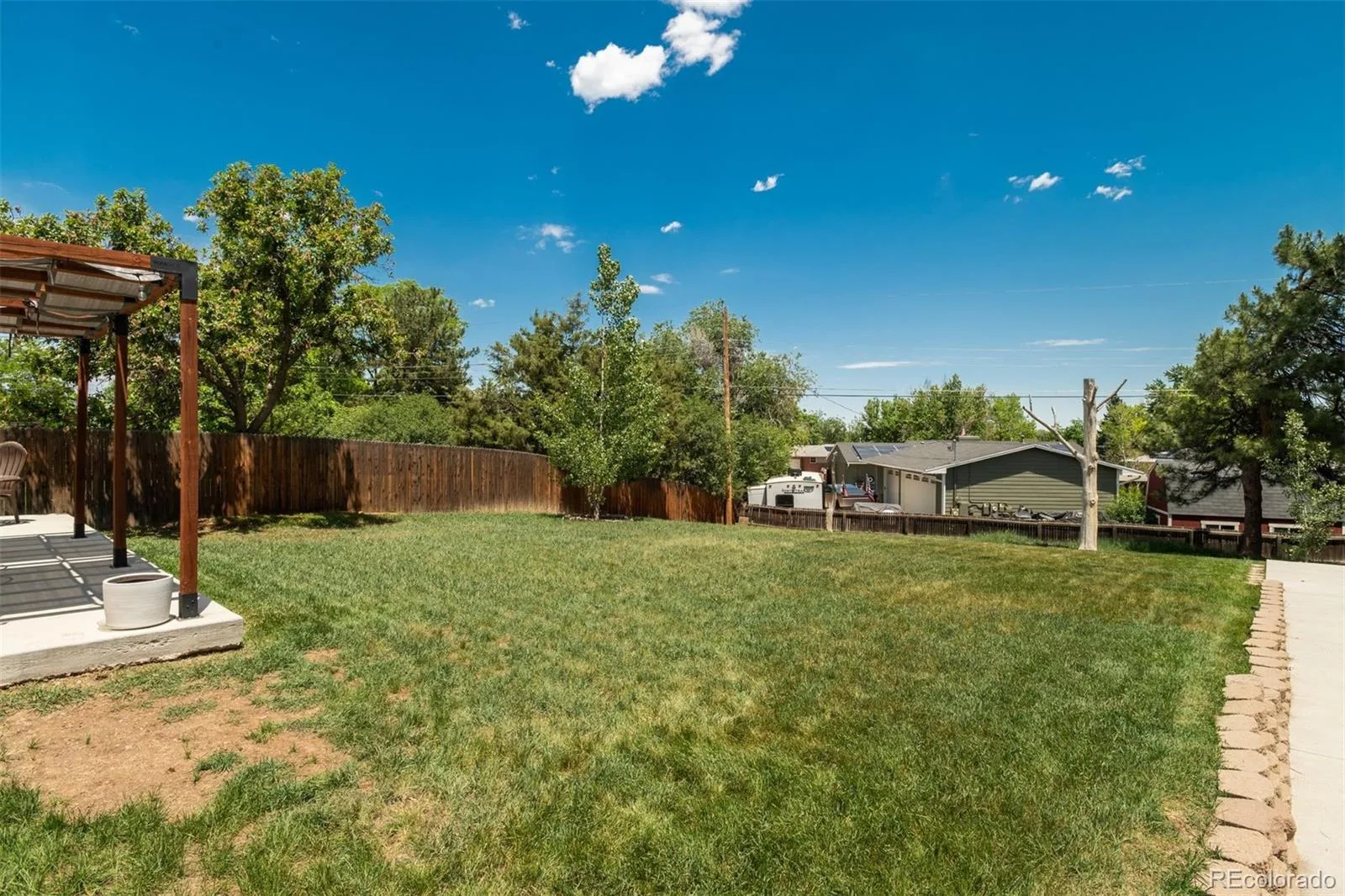 7862 S Vine Street Centennial CO 80122 MLS #REC9922923 06092026200655 1600 26