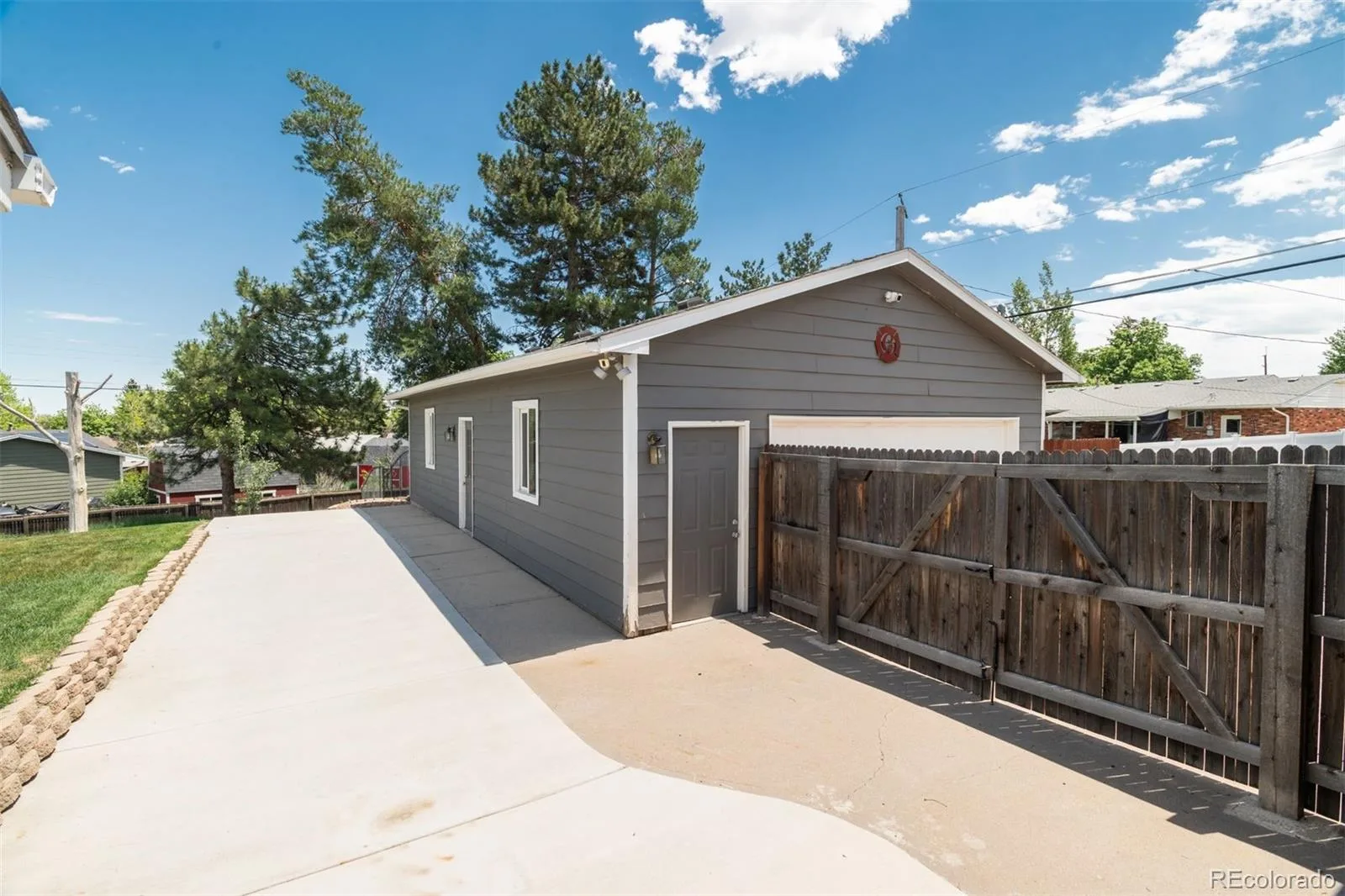 7862 S Vine Street Centennial CO 80122 MLS #REC9922923 06092026200655 1600 27