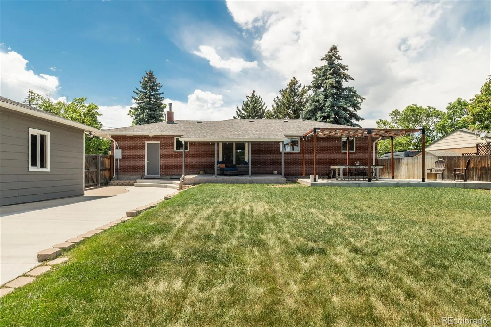 7862 S Vine Street Centennial CO 80122 MLS #REC9922923 06092026200655 1600 29