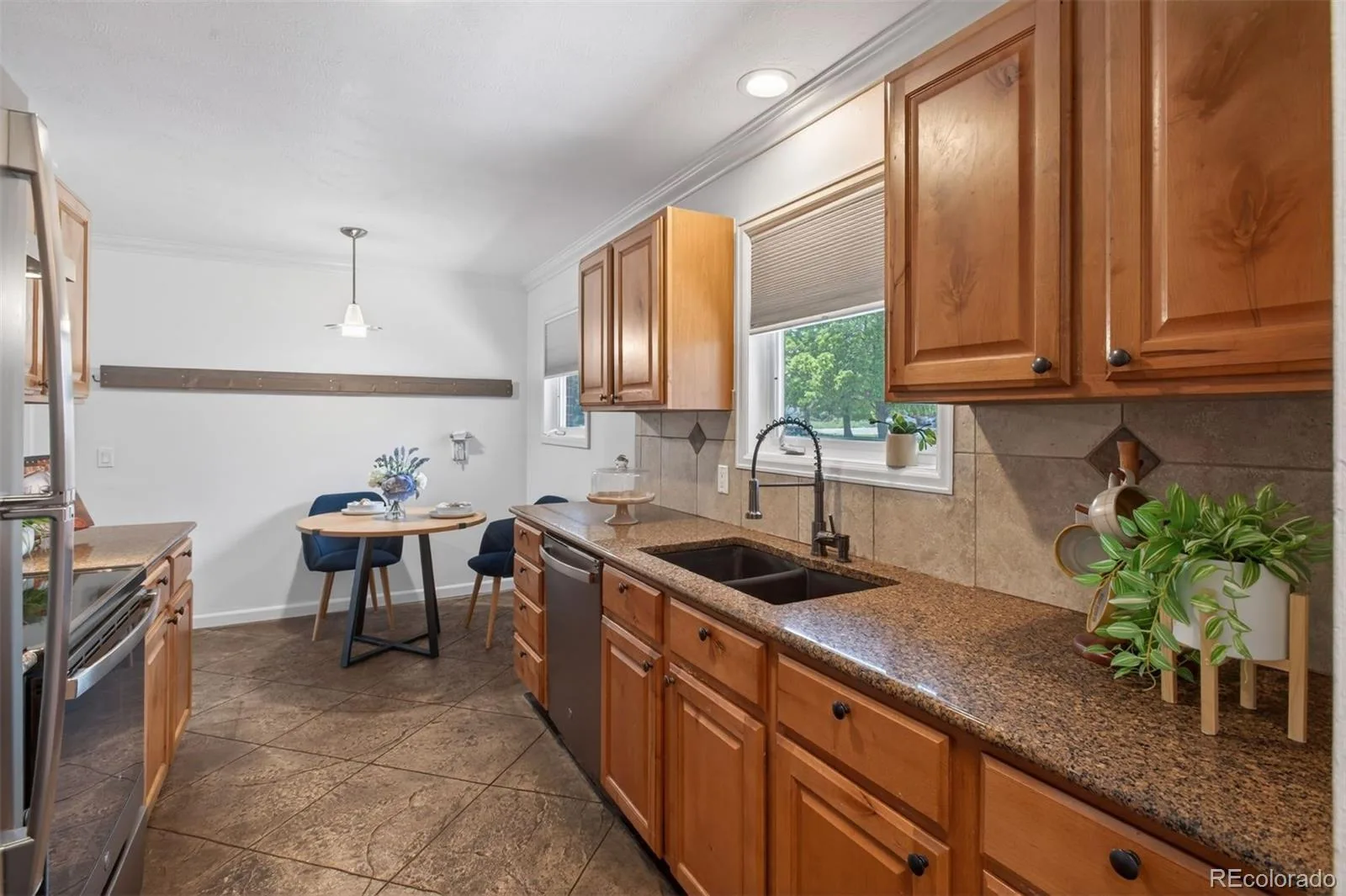 7862 S Vine Street Centennial CO 80122 MLS #REC9922923 06092026200655 1600 3