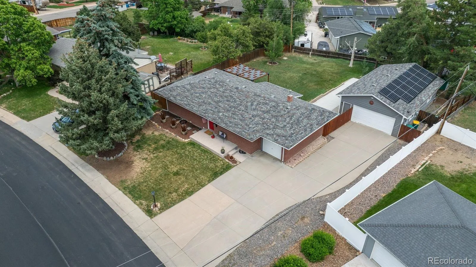 7862 S Vine Street Centennial CO 80122 MLS #REC9922923 06092026200655 1600 34
