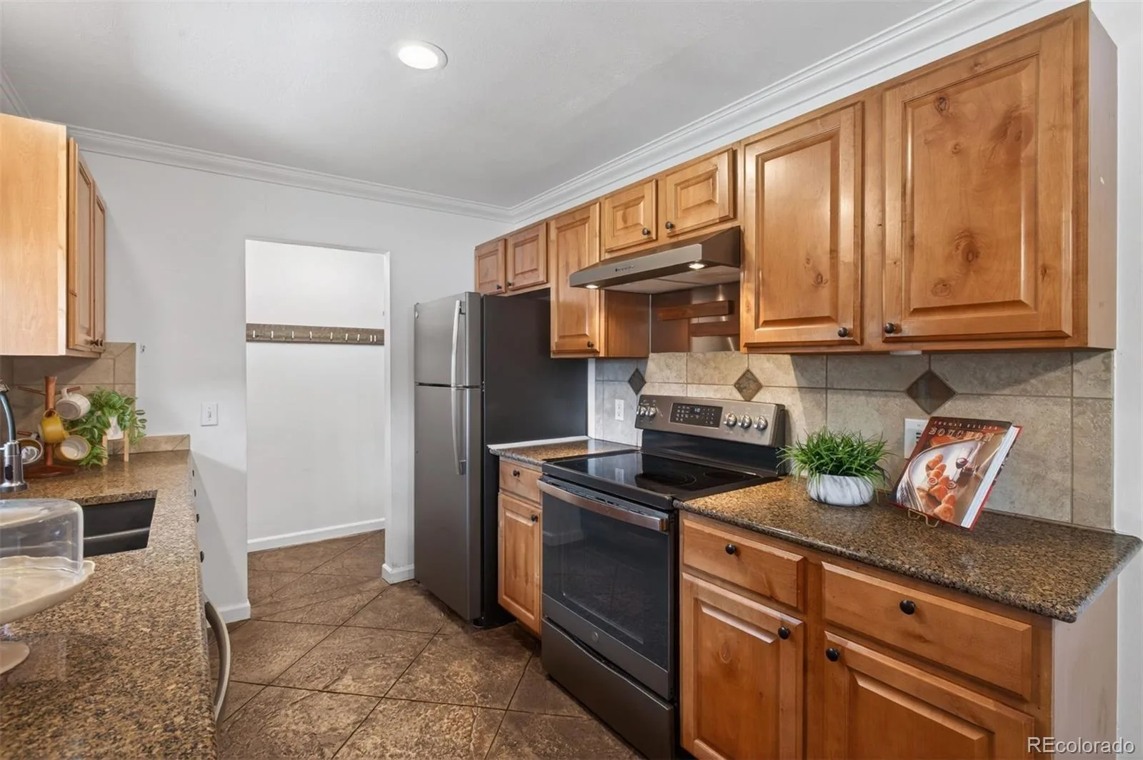 7862 S Vine Street Centennial CO 80122 MLS #REC9922923 06092026200655 1600 5